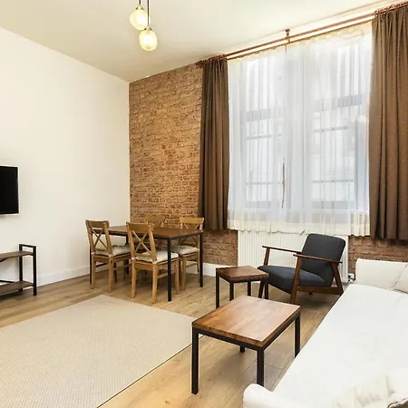 Aparthotel The Nomad Old