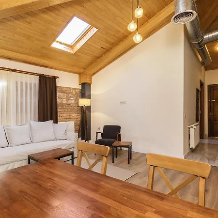 The Nomad Old Aparthotel 4*