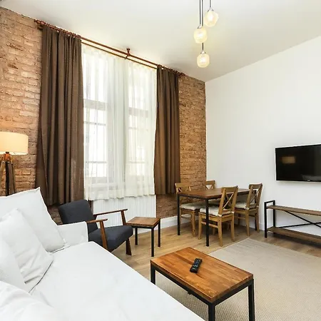 Aparthotel The Nomad Old