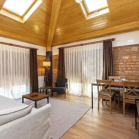 Apart-hotel The Nomad Old